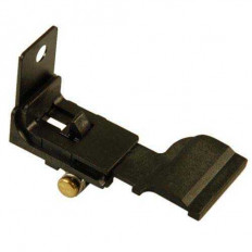 Замок блокування дверей духовки (захист від дітей) для духової шафи Electrolux 3304114030